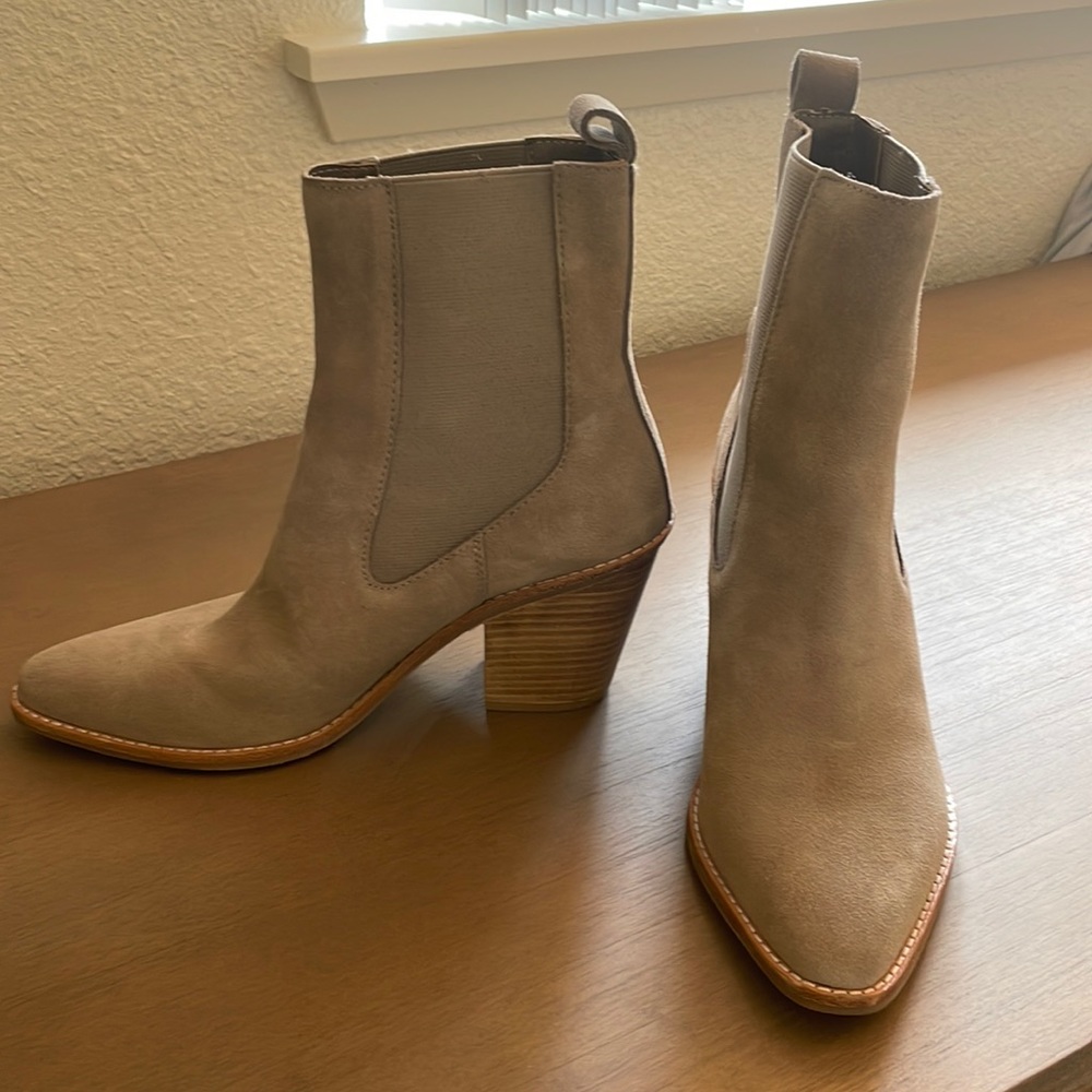 Treasure & bond booties